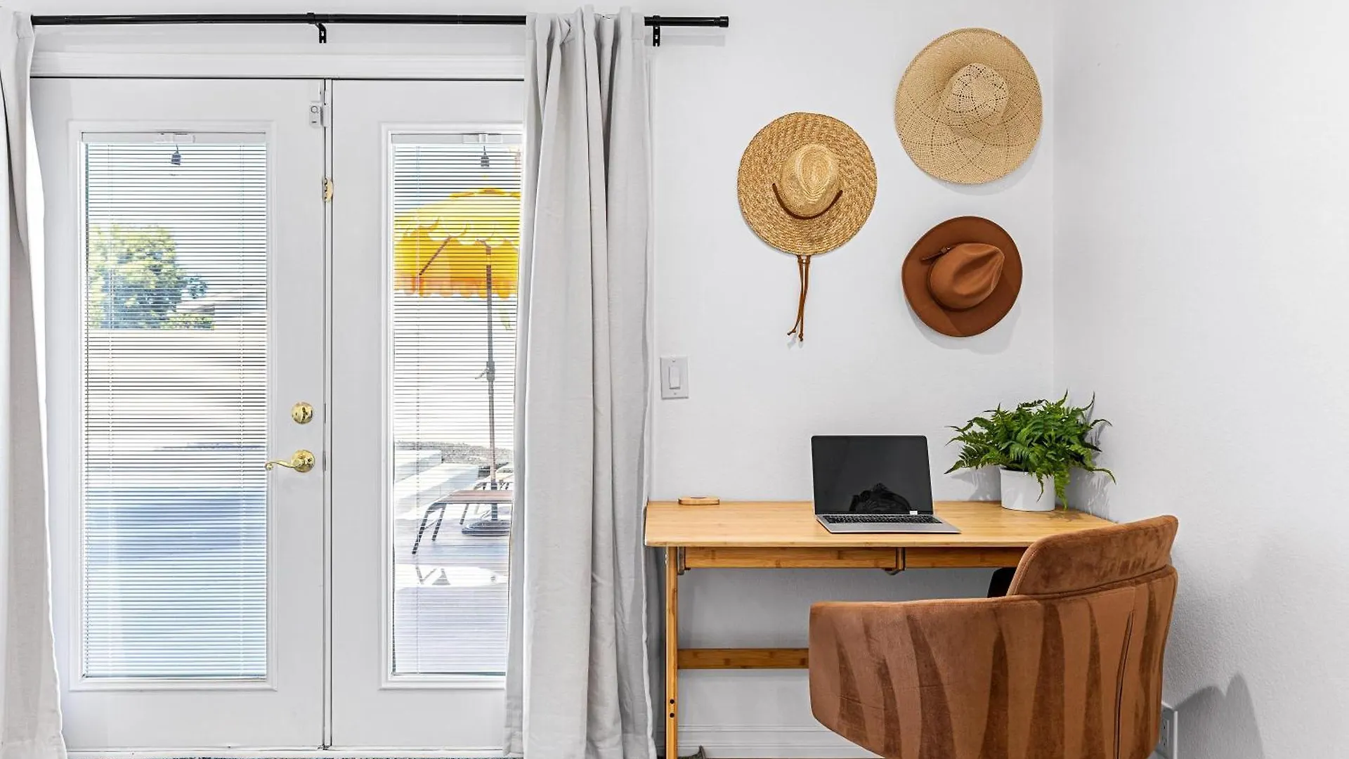 Tres Palmeras Hideaway By Acme House Company 팜 스프링스 0*,  미국